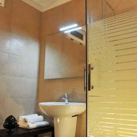 Bacco فندق مبيت وإفطار *