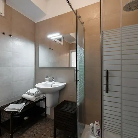 Bacco فندق مبيت وإفطار *